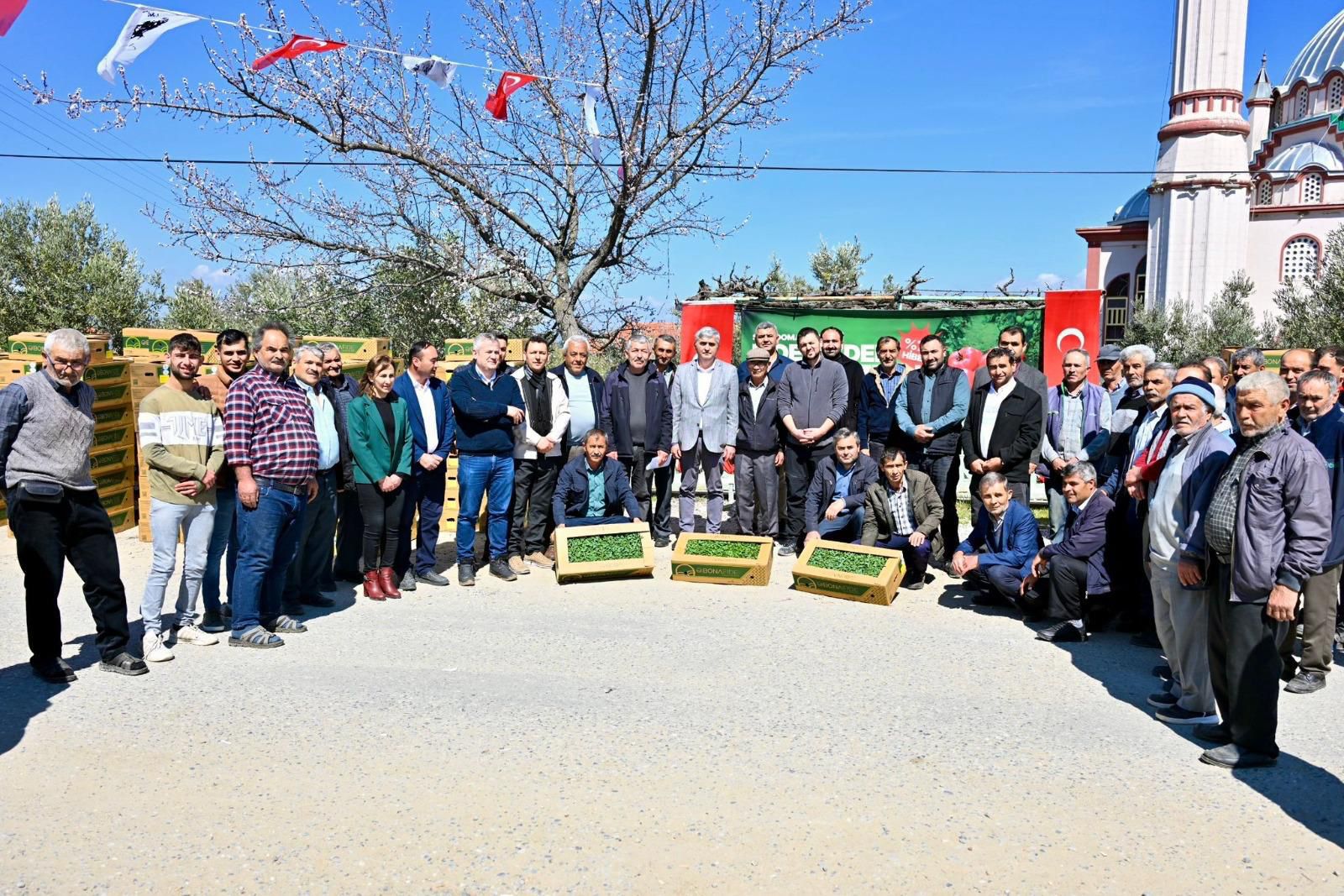 Manisa'nın o ilçesinde üreticinin yüzü güldü