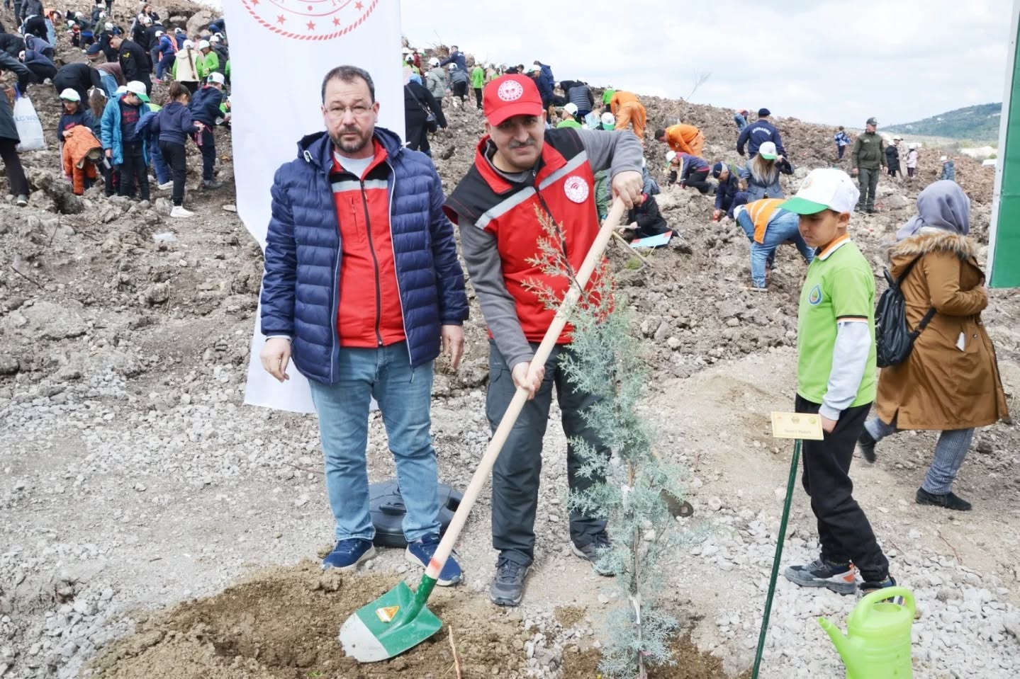Manisa’da Orman Haftası Kapsamında 30 Bin Fidan Toprakla Buluşacak