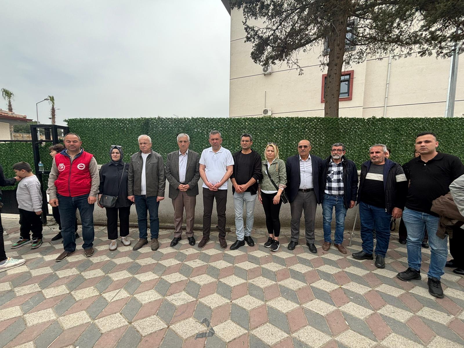Eğitimde Şiddete Tepki: Turgutlu’da 'İnsan Zinciri' Oluşturuldu