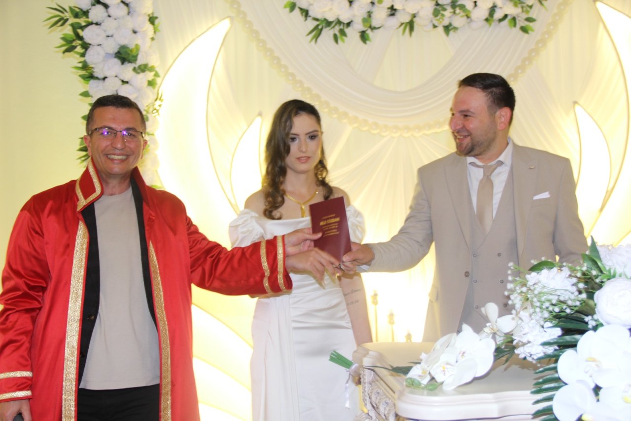 Gökten Ailesinin Mutlu Günü