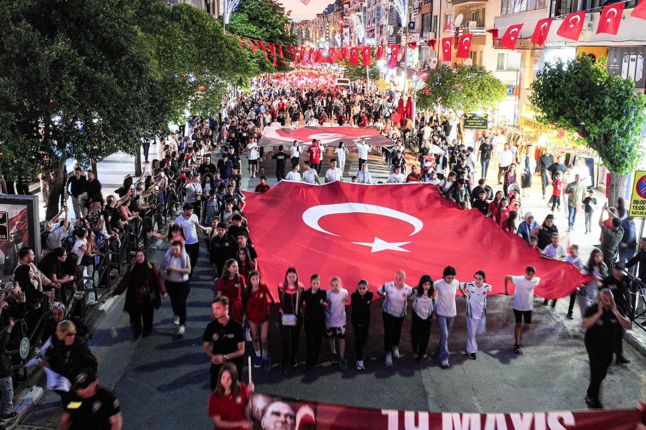 19 Mayıs ruhuyla geleceği inşa eden şehir: Manisa