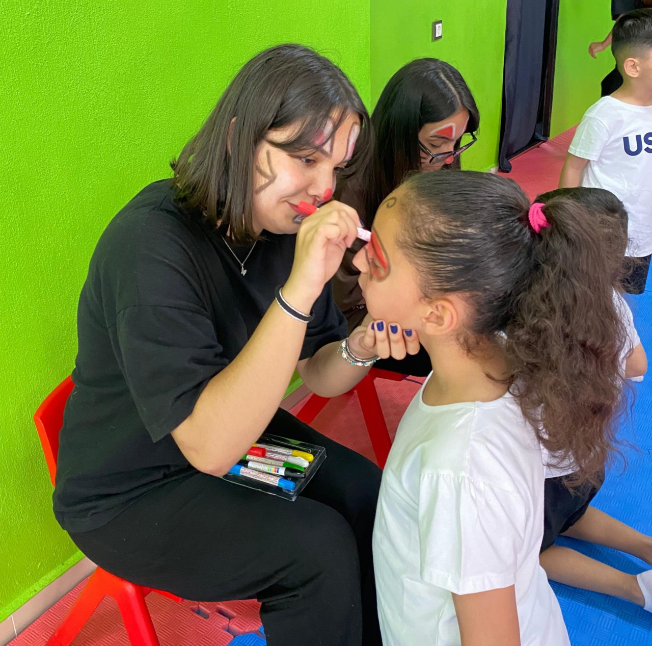 Turgutlu'da Bayram Şenliğinde Çocukların Neşesi Ön Plandaydı