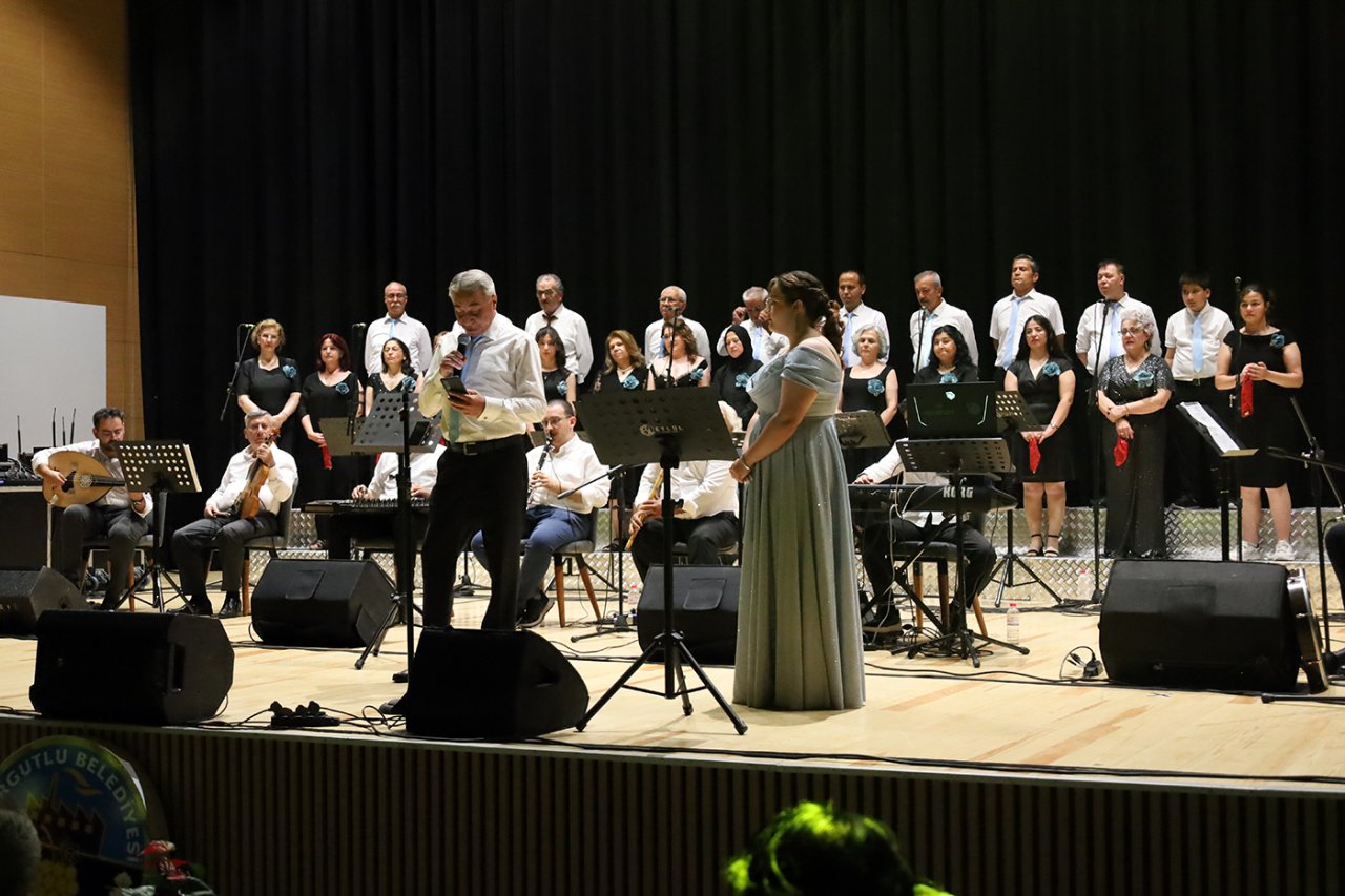 Gönülden Nağmeler Konseri Turgutlu’da Sanatseverleri Büyüledi