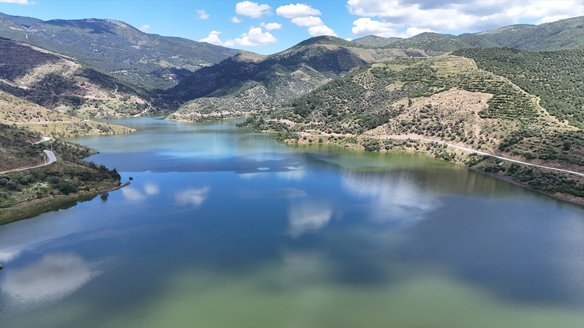 Rahmanlar Barajı tam doluluğa ulaştı, su tahliyesine başlandı