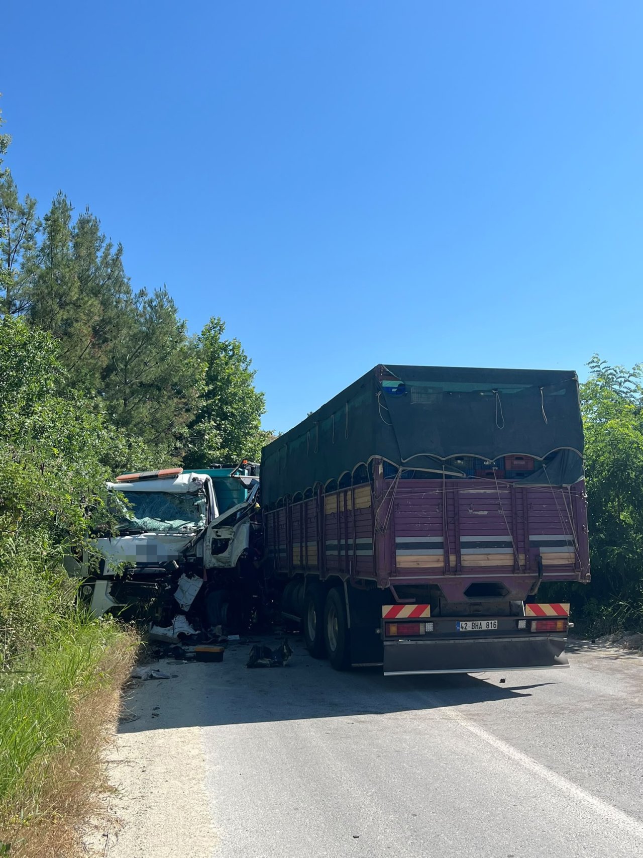 Manisa'da feci kaza! 1 ölü 2 yaralı