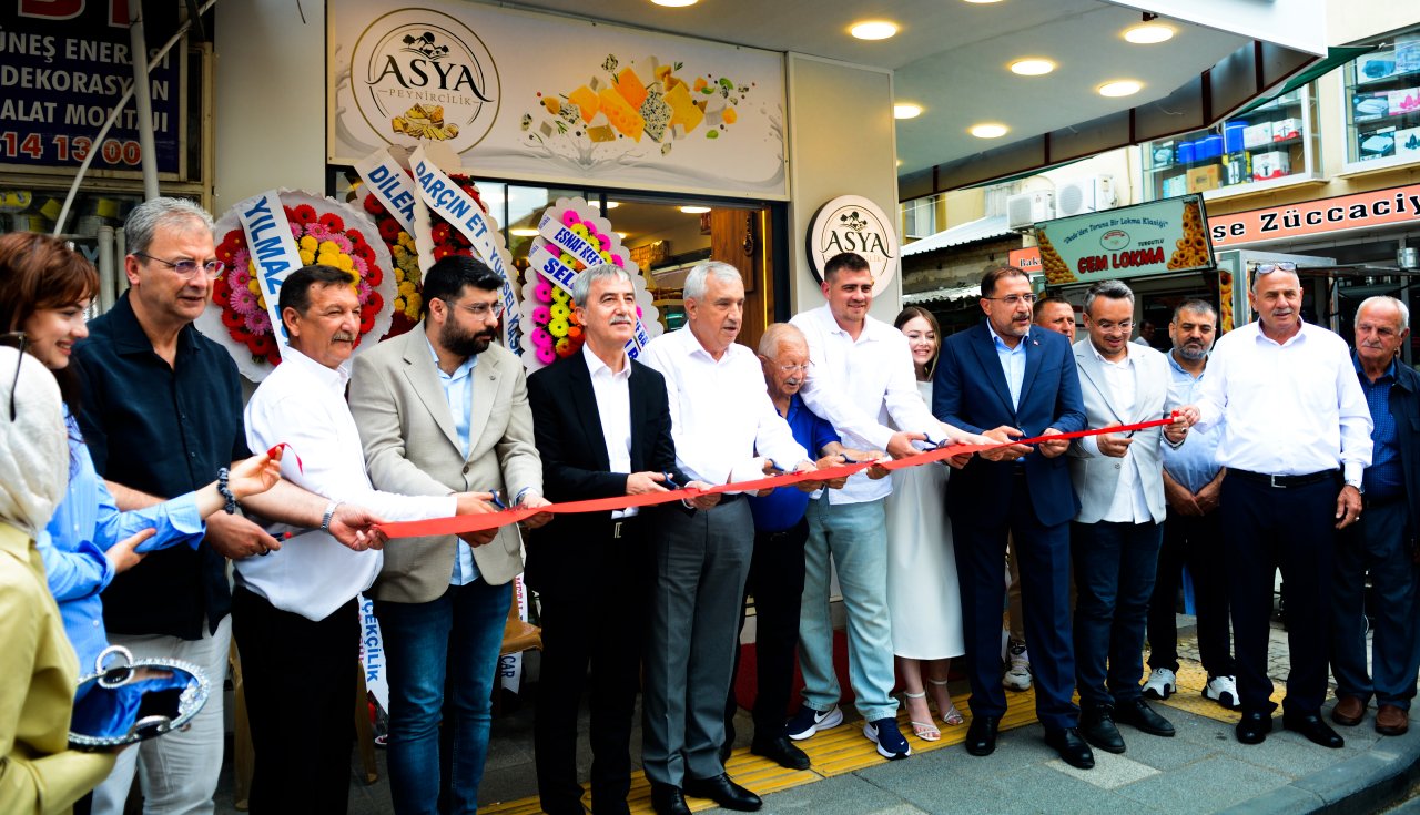 Turgutlu’da Asya Peynircilik Hizmete Açıldı