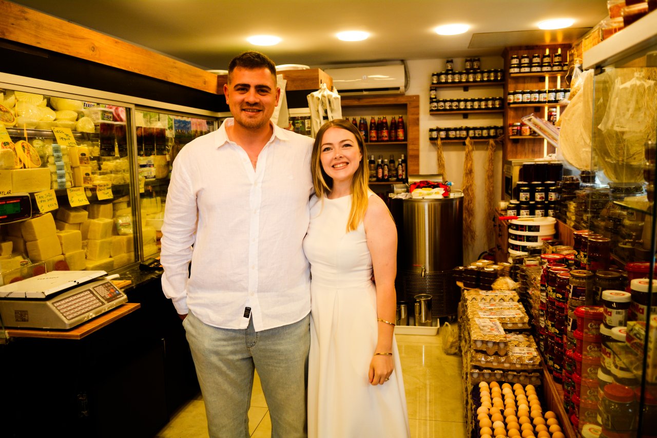 Turgutlu’da Asya Peynircilik Hizmete Açıldı