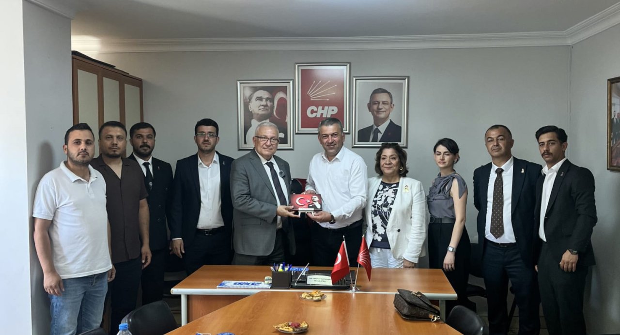 Zafer Partisi Heyetinden Turgutlu’da ziyaret turu