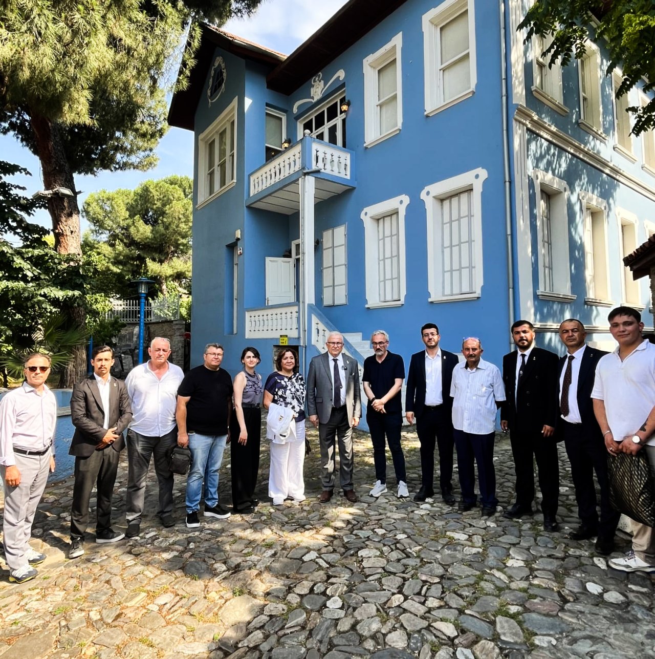 Zafer Partisi Heyetinden Turgutlu’da ziyaret turu