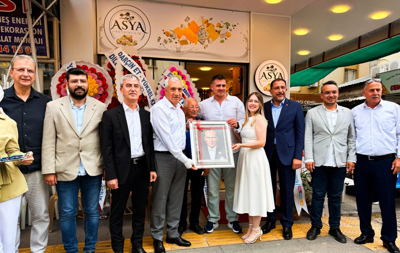 Turgutlu’da Asya Peynircilik Hizmete Açıldı