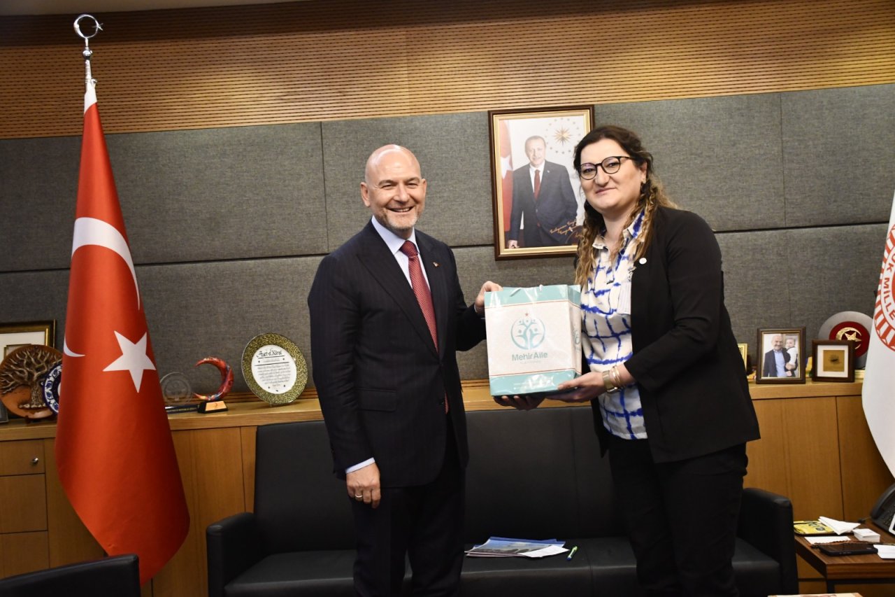 Mehir Aile Platformu Heyeti Cumhurbaşkanlığı'nda Aile Odaklı Çalışmalarını Anlattı