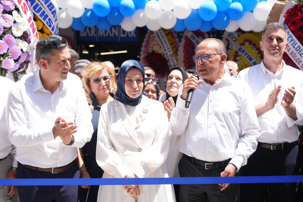 Barmanlar Beko Turgutlu Bayii Açılışı Gerçekleşti