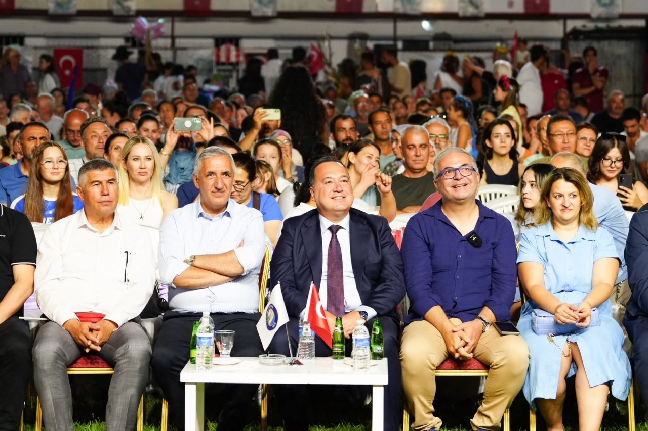 27. Adala Hermos Festivali’nde Onur Akın Rüzgârı Esti