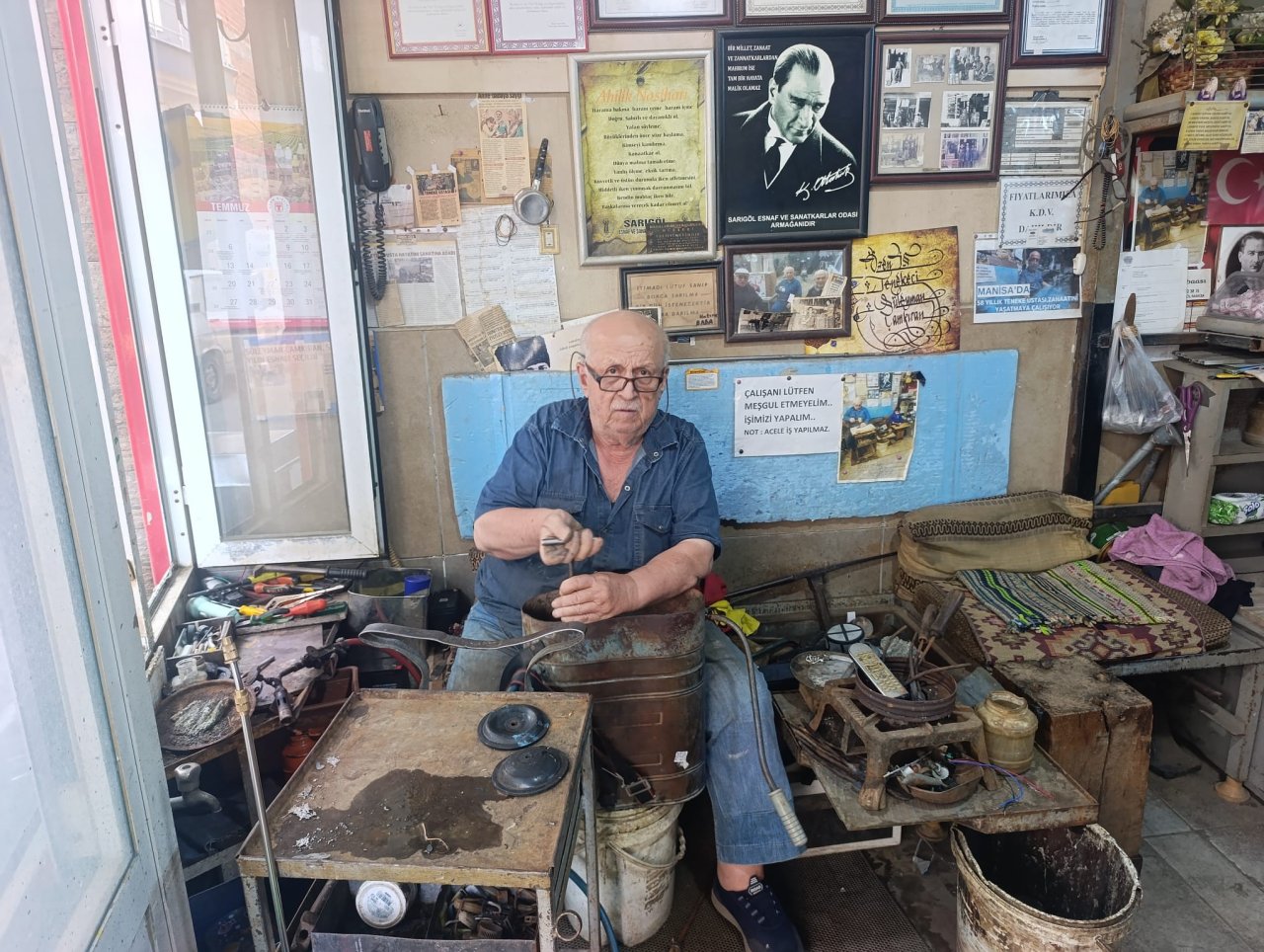 Çekicin sesi 61 yıldır susmuyor