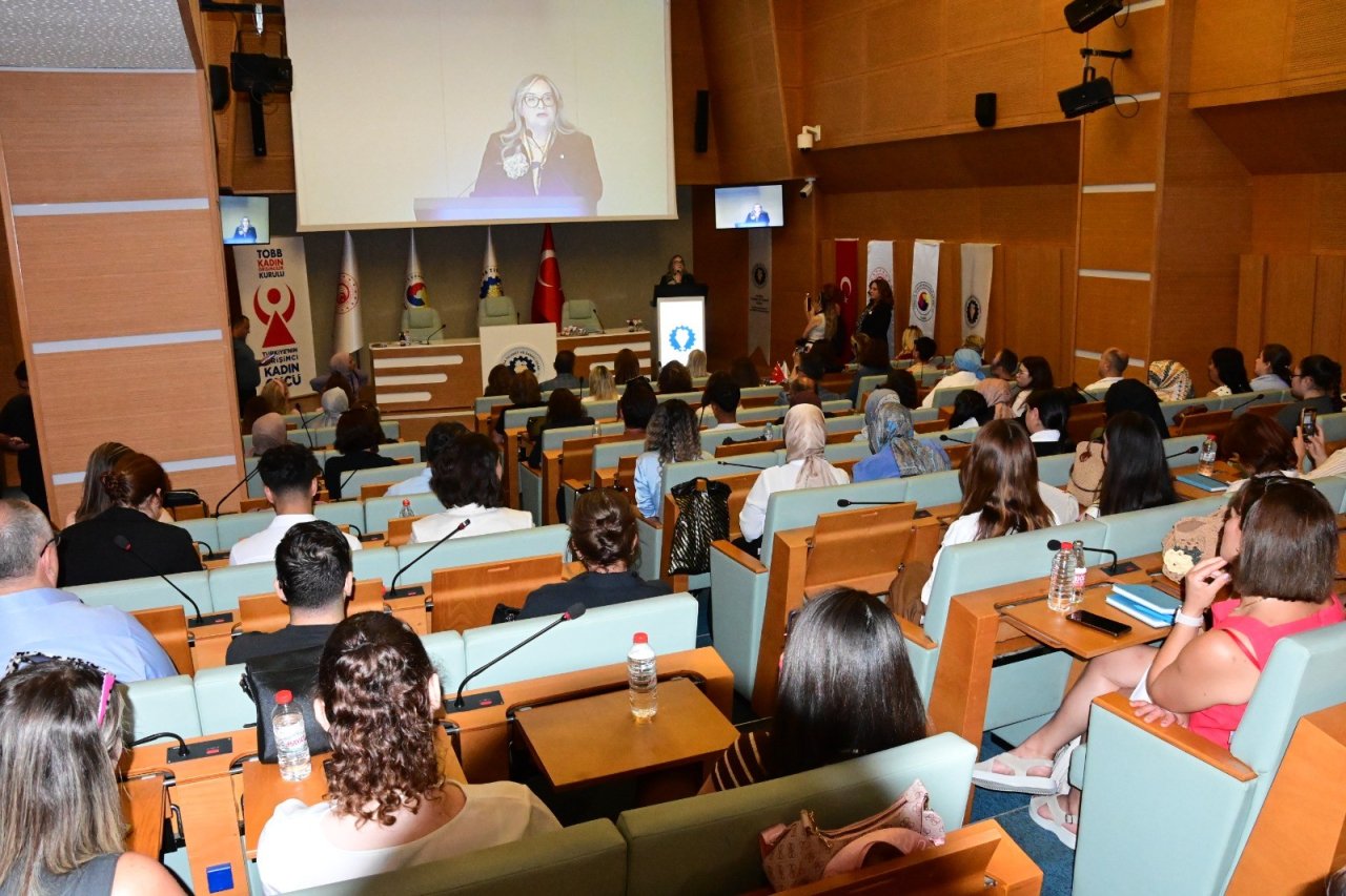 Manisa'da Kadın Kaynakçılar Sertifikalarını Aldı