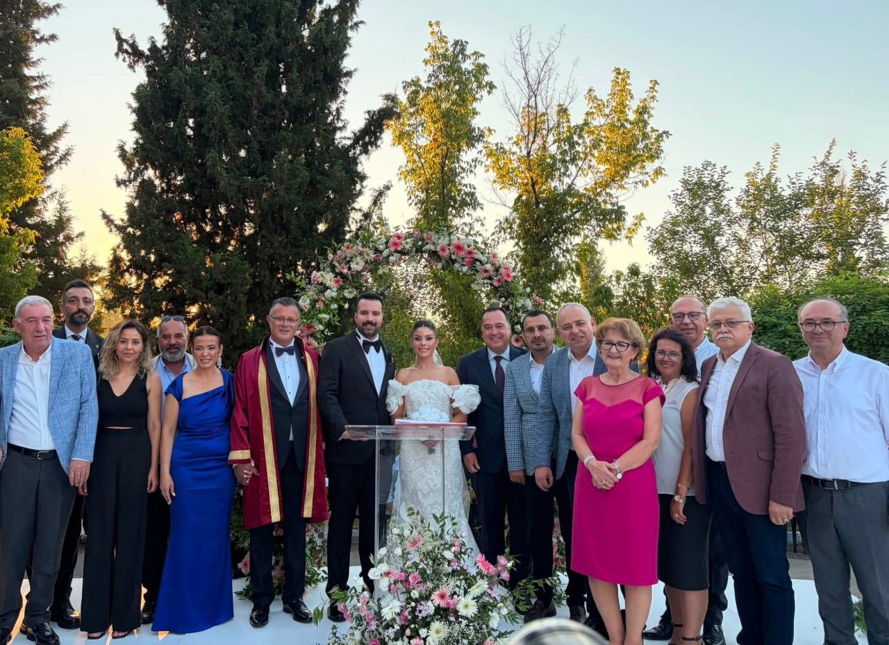 Başkan Öküzcüoğlu'nun en mutlu imzası