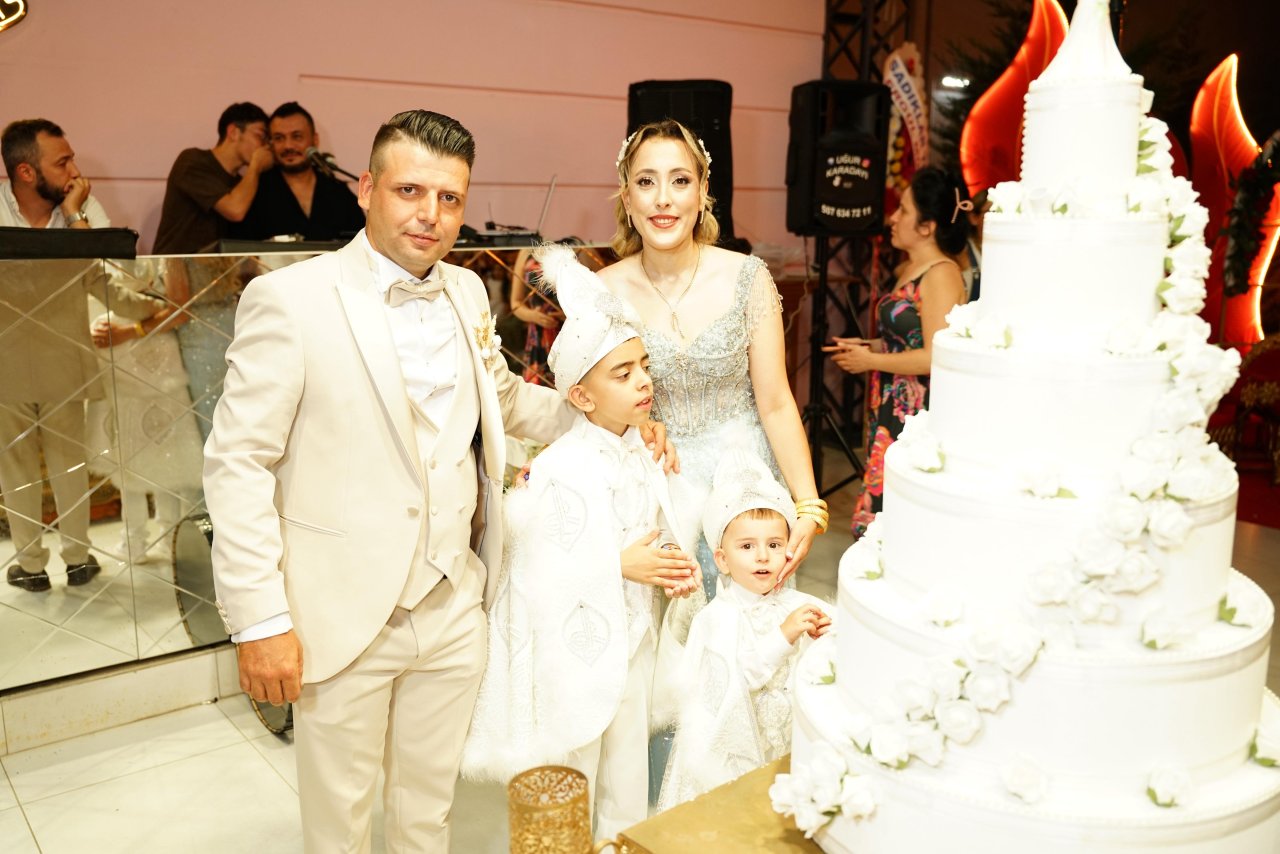 Özen Ailesi'nin Mutlu Günü
