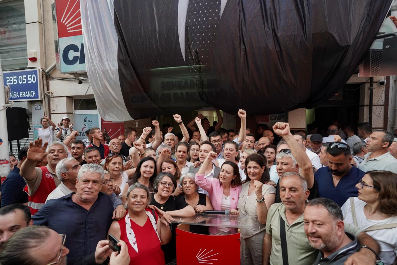 Özalper: 'Butlancılar gelecekmiş... Tükürükten içeri giremezler"