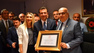 İmamoğlu; Saraçhane'de vazifelerimiz var.  Müsaadelerinizi isteyelim!
