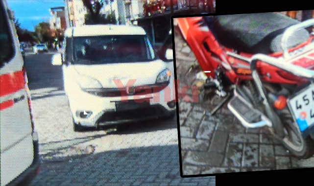 Hafif ticari araç ile motosiklet çarpıştı: 2 yaralı
