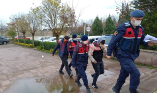 Kahvehaneden hırsızlık zanlısı 3 kişi tutuklandı
