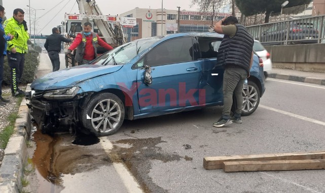 Manisa’da takla atan otomobildeki 2 kişi yaralandı