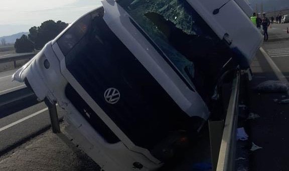 Taraftarlar kaza yaptı: 1 ölü, 9 yaralı