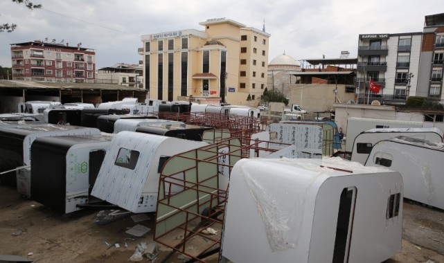 Depremzedeler İçin Harekete Geçen Vatandaşlara Büyükşehir Desteği