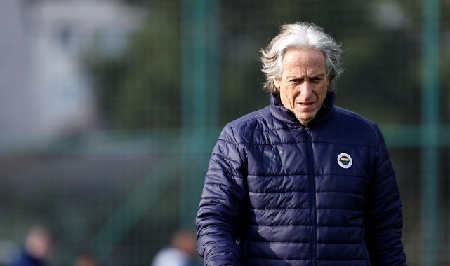 Fenerbahçe, Fatih Karagümrük maçı hazırlıklarını tamamladı