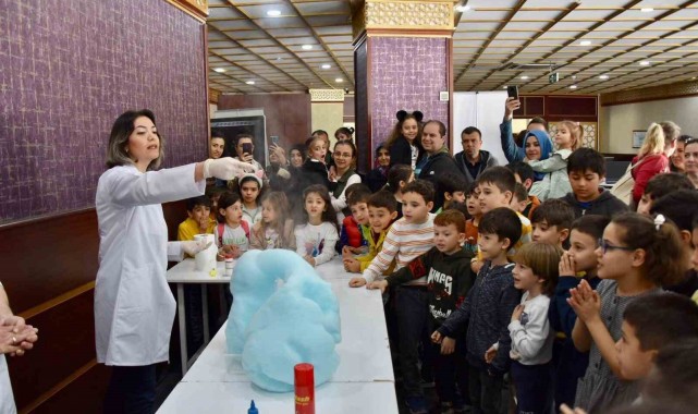 Geleceğin büyükleri bilim şenliğinde buluştu