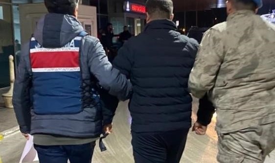  İzmir merkezli 10 ilde FETÖ operasyonu: 5 tutuklama   