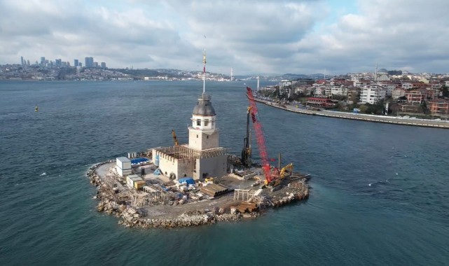 Kız Kulesi'nin çevresindeki iskeleler kaldırıldı