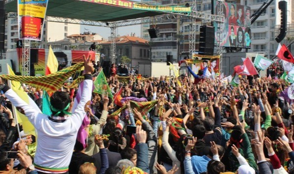 Nevruz etkinliğinde terör propagandası yapan konuşmacı gözaltına alındı   