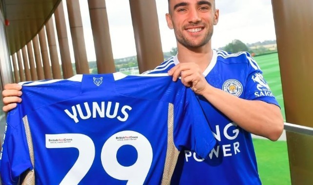 Yunus Akgün, Leicester City'de   
