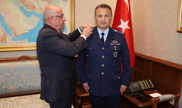 Bakan Güler, uzaya gidecek ilk Türk Hava Kuvvetleri pilotunu kabul etti