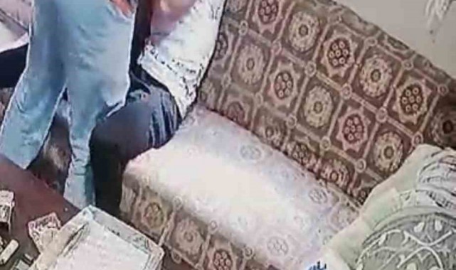 Hırsız çalışana patron dayağı kamerada: Elinden zor kurtuldu