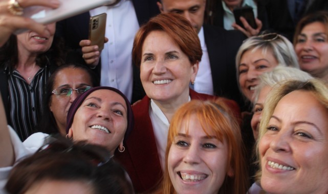 İYİ Parti lideri Akşener: "Biz ittifak sisteminden vazgeçtik"   