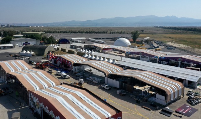 İzmir havacılık, uzay ve teknoloji festivali TEKNOFEST'e hazırlanıyor