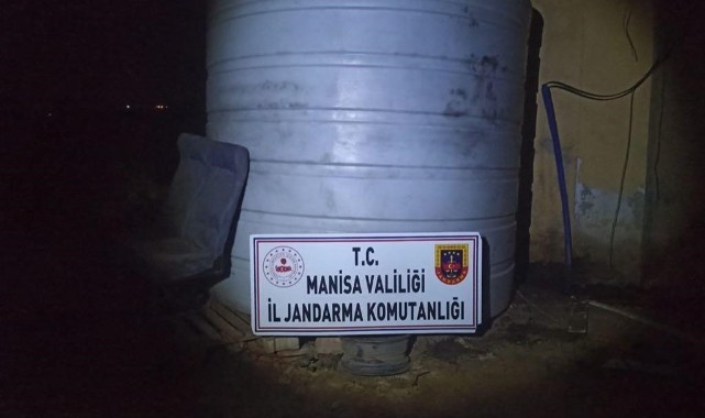 Salihli'de 2 bin 500 litre kaçak akaryakıt ele geçirildi 