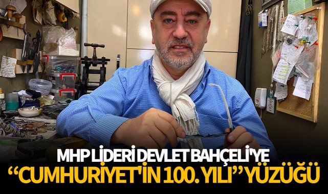MHP Lideri Devlet Bahçeli'ye "Cumhuriyet'in 100. yılı" yüzüğü