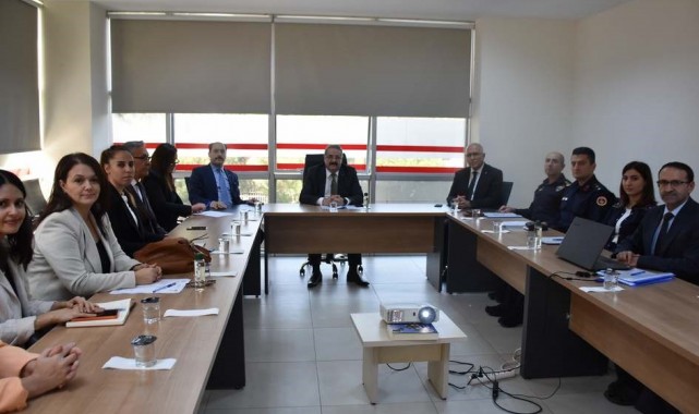 Salihli'de kadına yönelik şiddet masaya yatırıldı
