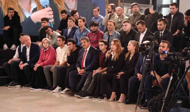 TBMM Başkanı Kurtulmuş: "Filistin'de yaşananlar hepimizin yüreğini sızlatıyor içimiz kan ağlıyor"