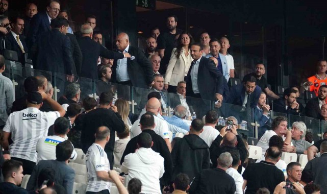 TFF Başkanı Büyükekşi, Beşiktaş Stadyumu'nu terk etti