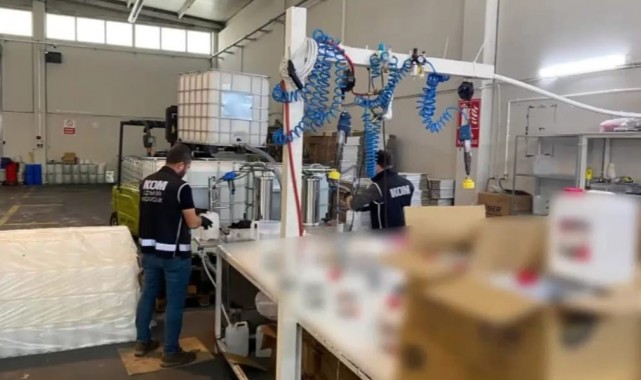 10 milyon liralık taklit etiketli etil alkol ele geçirildi