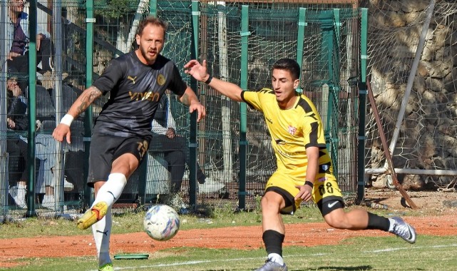 Çeşme Belediyespor grup lideri oldu