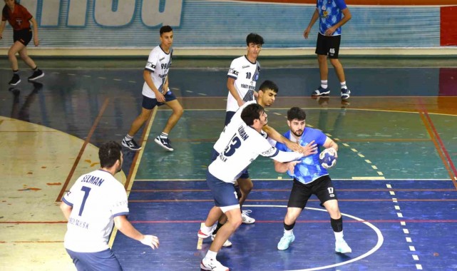 Hentbolda Manisa derbisinde Yunusemre galip: 39-35