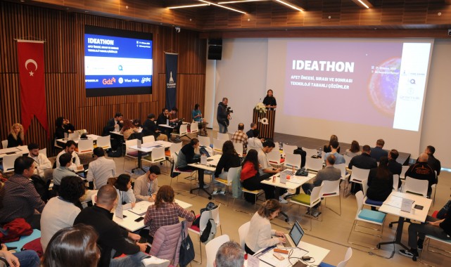 Ideathon Fikir Maratonu ile gençler İzmir'de buluştu