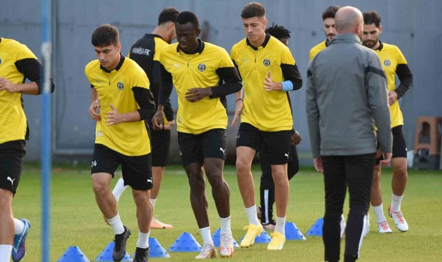 Manisa FK Eyüpspor hazırlıklarına devam ediyor