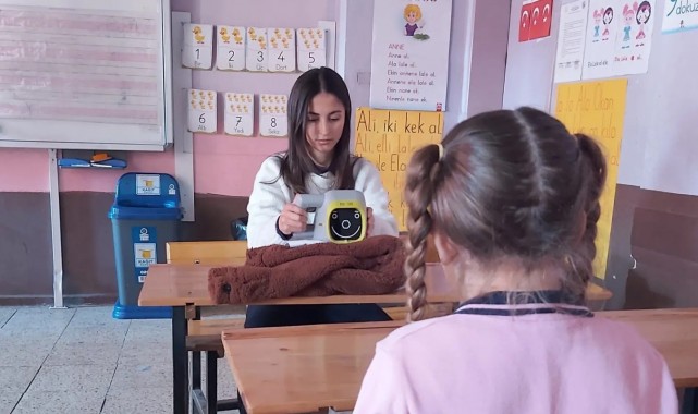 İlçede öğrencilere göz sağlığı taraması devam ediyor