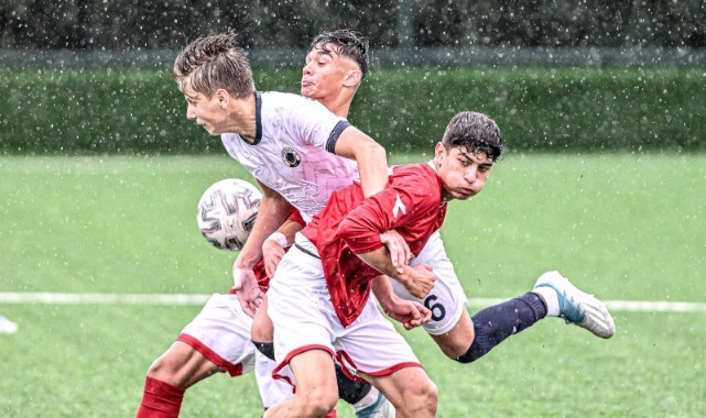 Turgutluspor U19 kazandı, U17 Takımı kaybetti